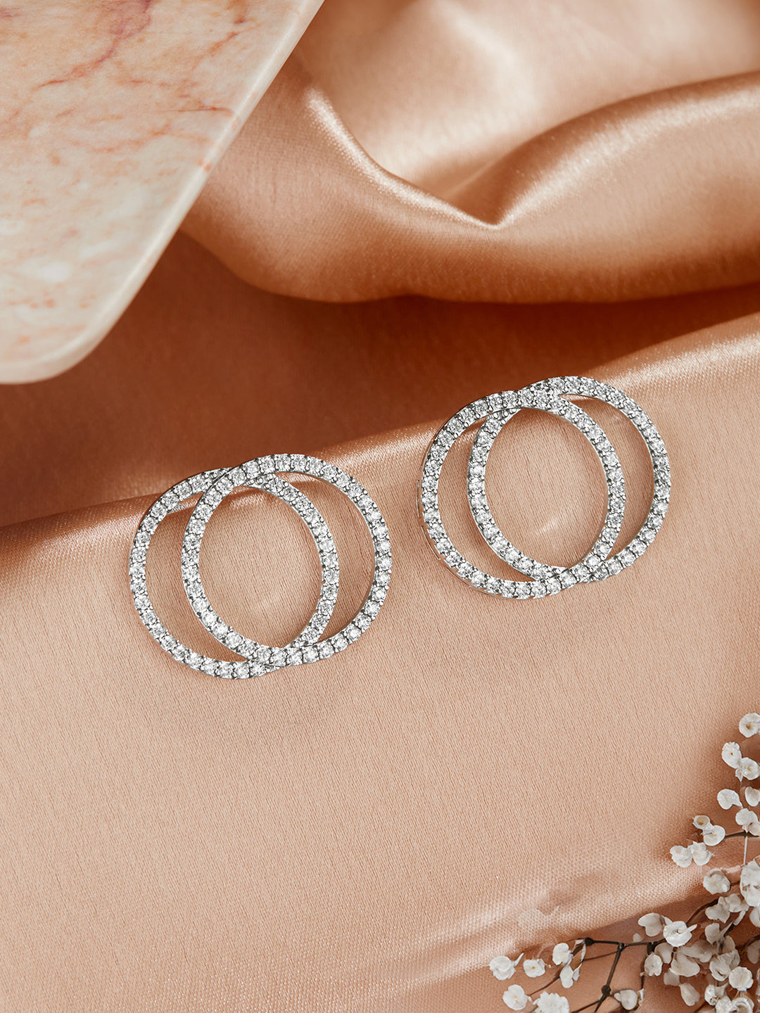 925 Sterling Silver Rhodium Plated Entwined Circles Stud Earrings